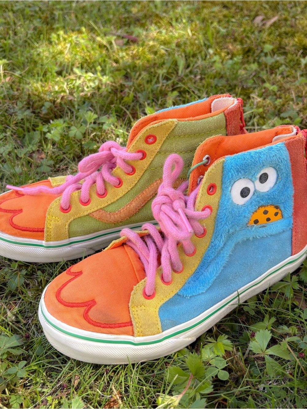 Kids Multicolor High-Top Sneakers with Playful Monster Detail - Pink Laces